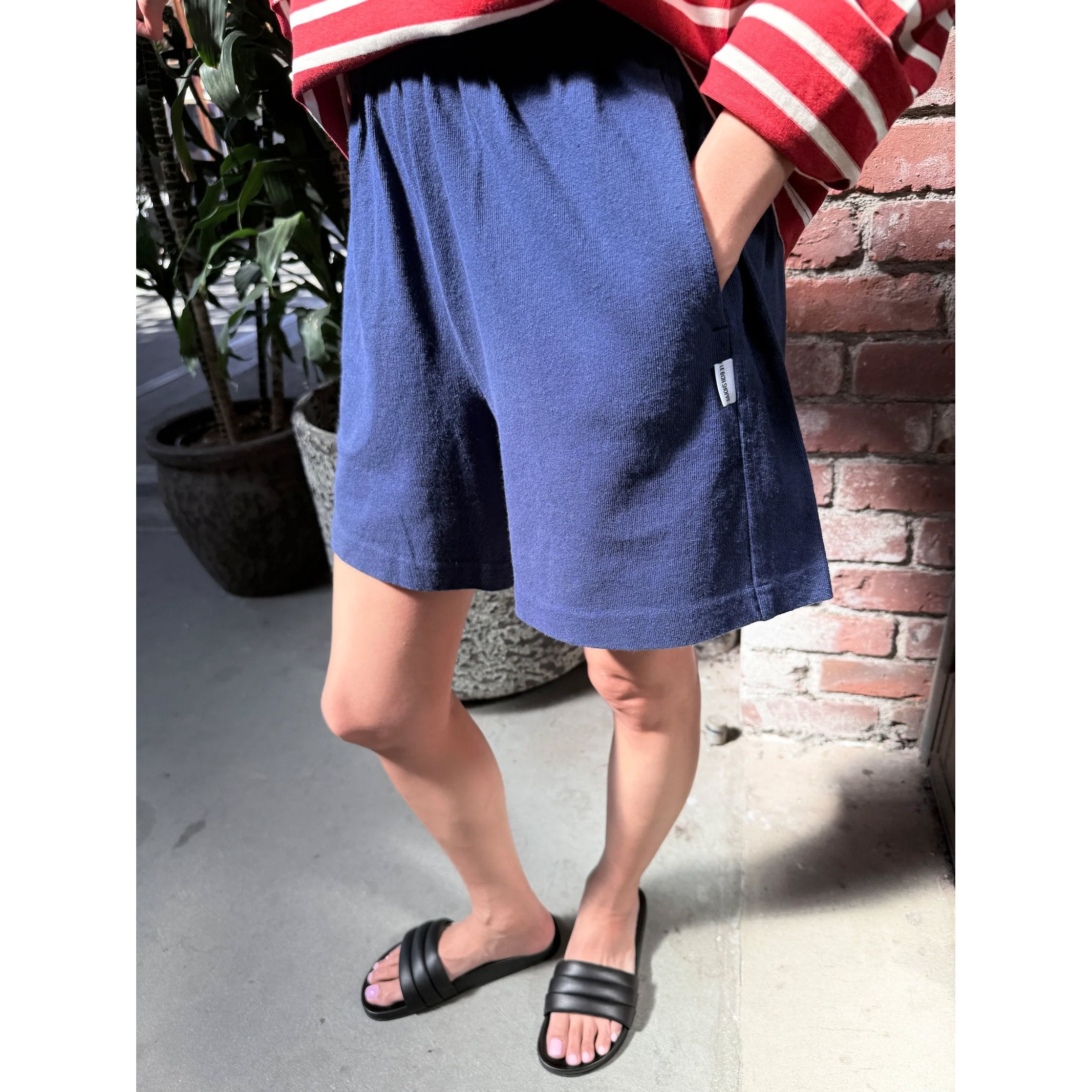 Basketball Shorts Apparel Le Bon Shoppe midnight small 