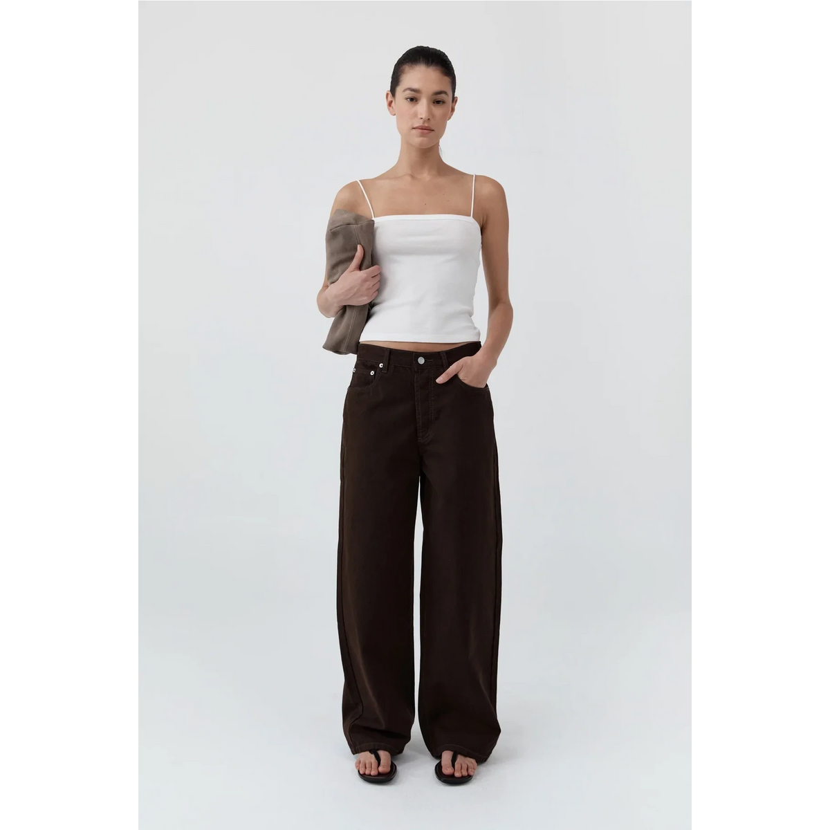 Canvas Classic Mid Rise Jeans St. Agni 