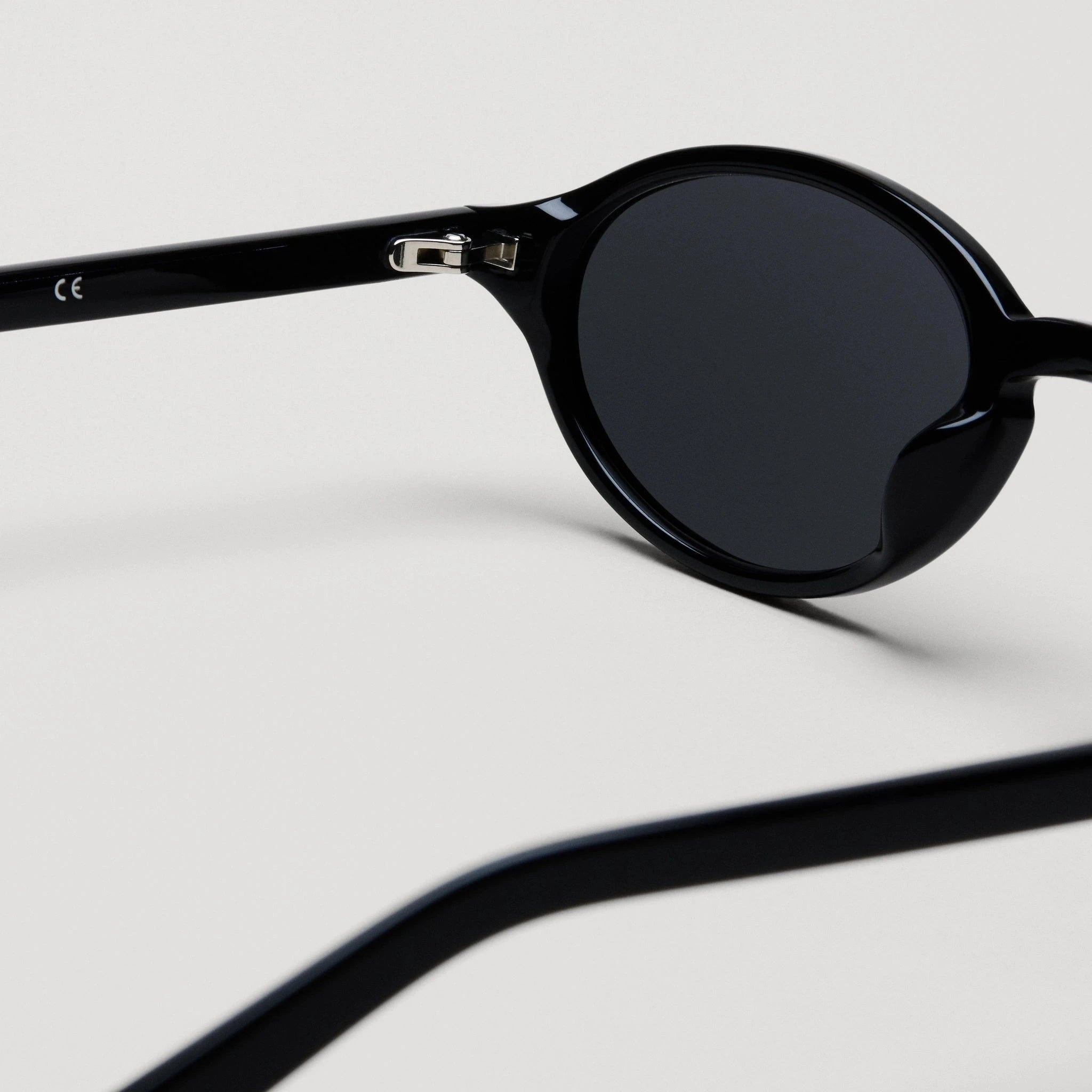 Chimi | Lex Black Sunglasses Bristol General Store 