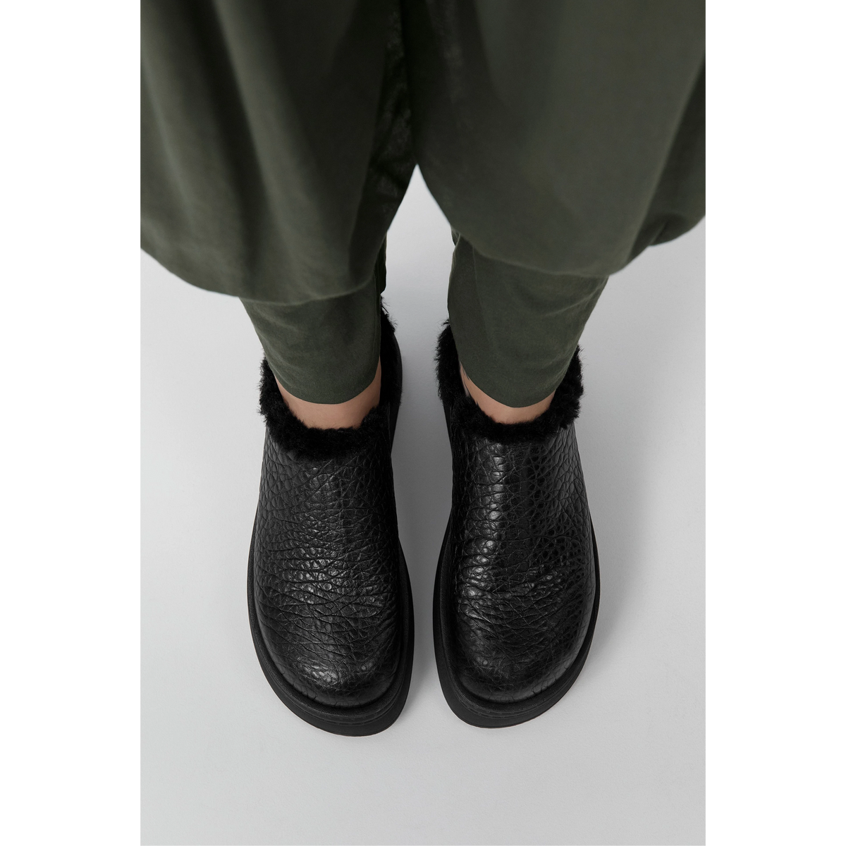Kristi Black Mules MIISTA 