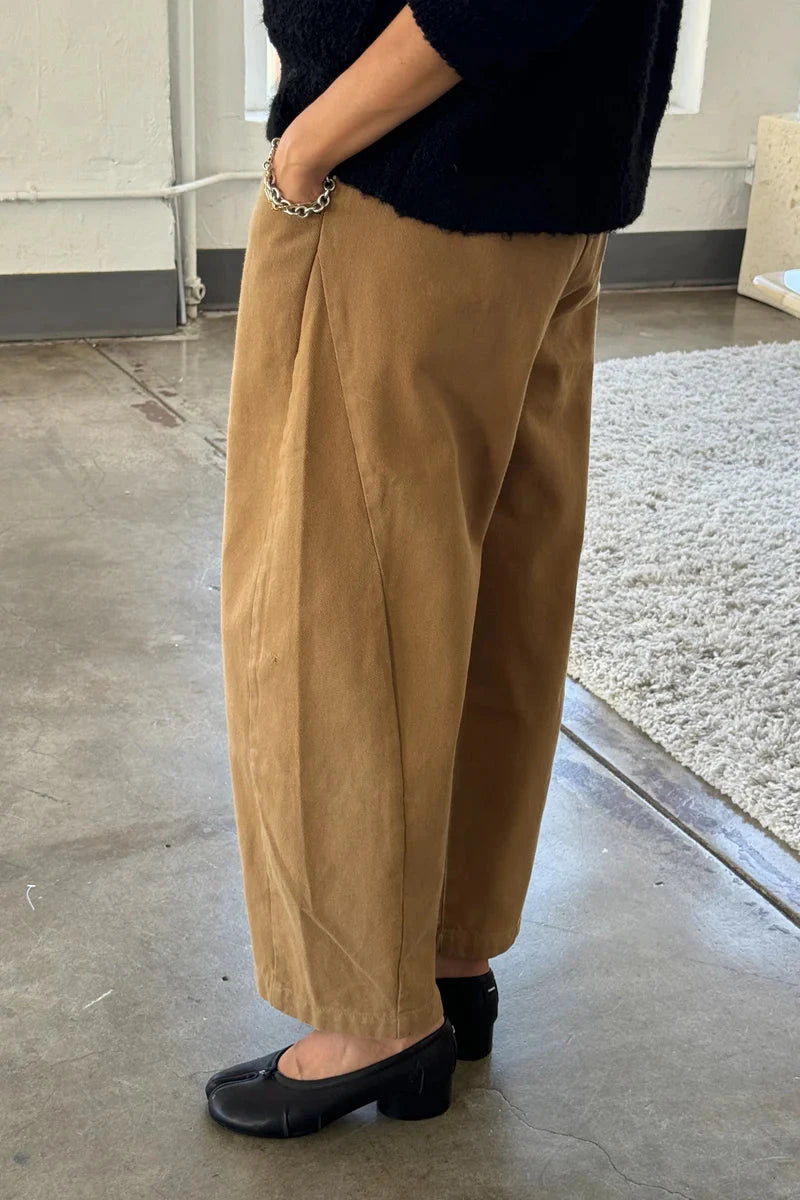 Arc Pants in Tobacco by Le Bon Shoppe