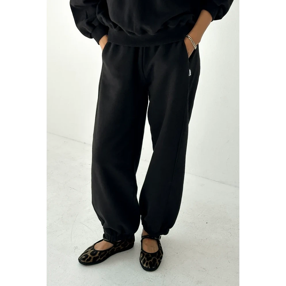 Le Bon Shoppe | French Terry Balloon Pants Apparel Le Bon Shoppe black small 