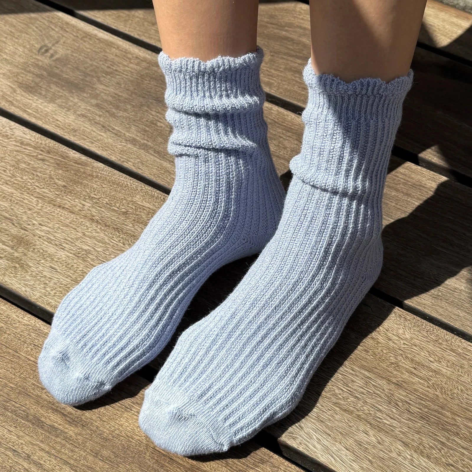 Linen Scallop Socks Socks LE BON SHOPPE 