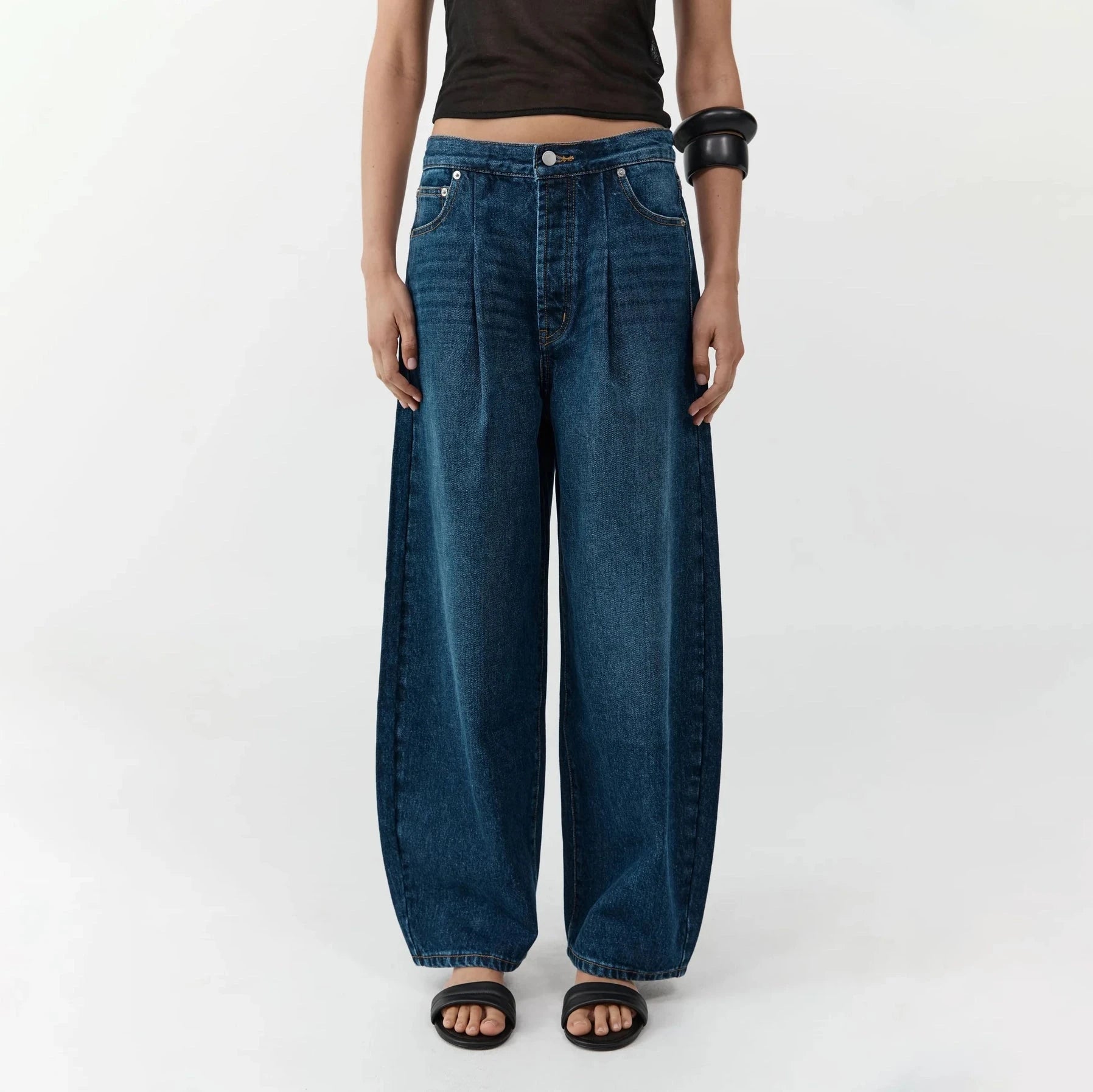 Mid Rise Pleat Barrel Jeans | Dark Indigo St. Agni 