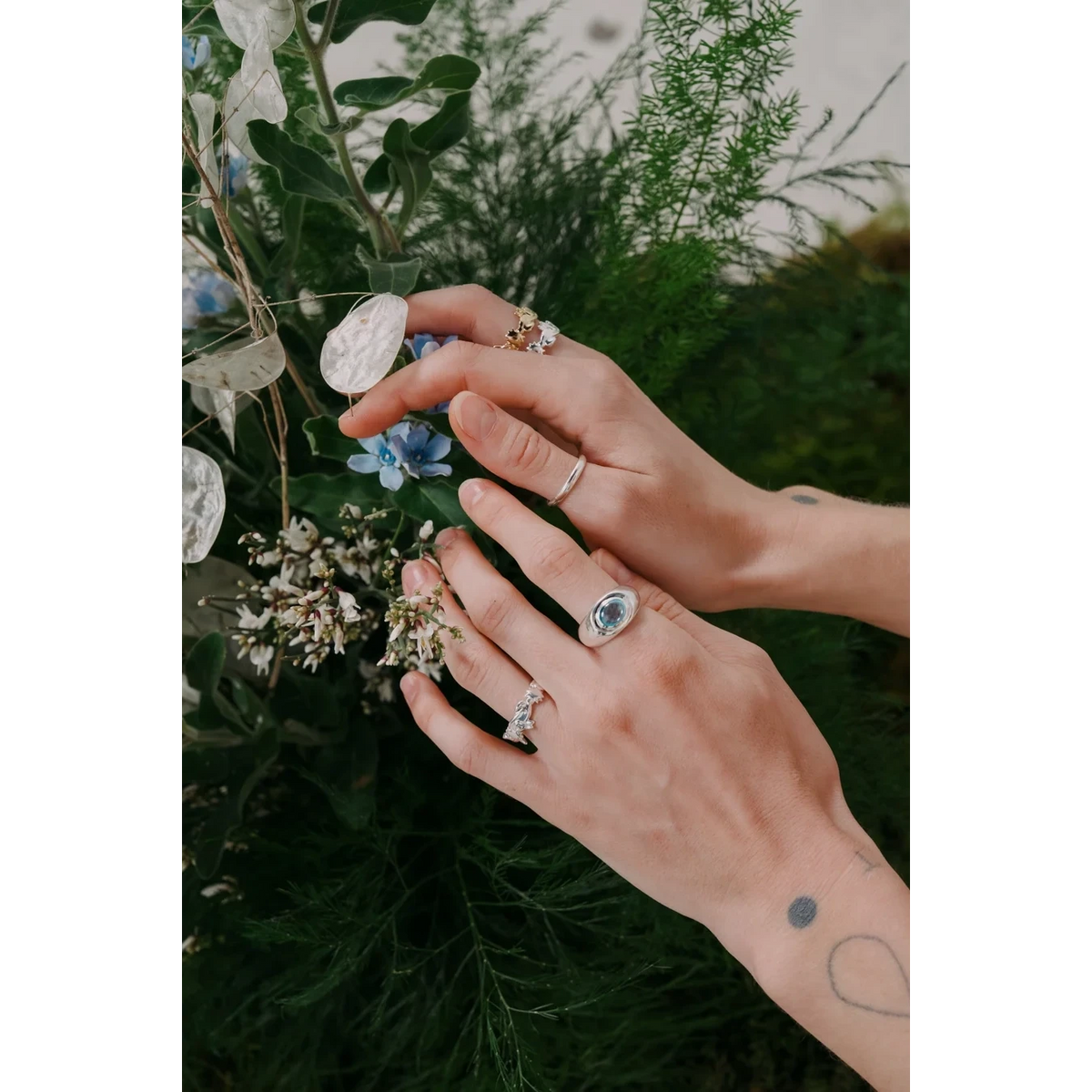 Naia Ring Kara Yoo 