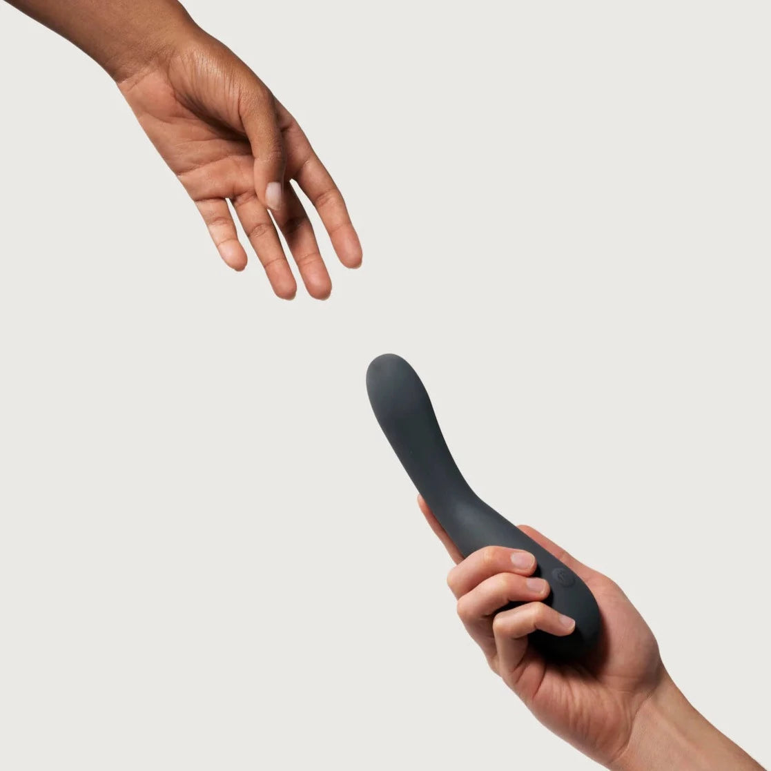 Maude | Spot Vibrator | Grey MAUDE 
